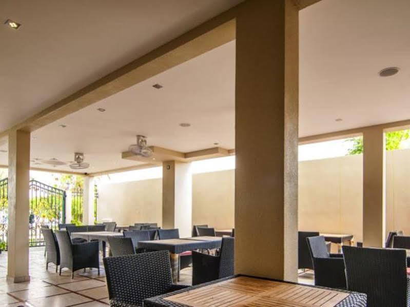 Fern Boquete Inn Hulhumale Ngoại thất bức ảnh